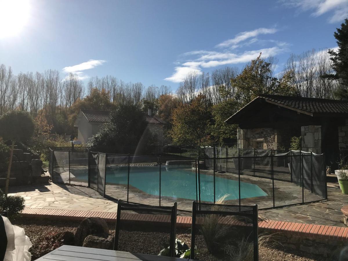 Les Genets Hotel Orleat Екстериор снимка